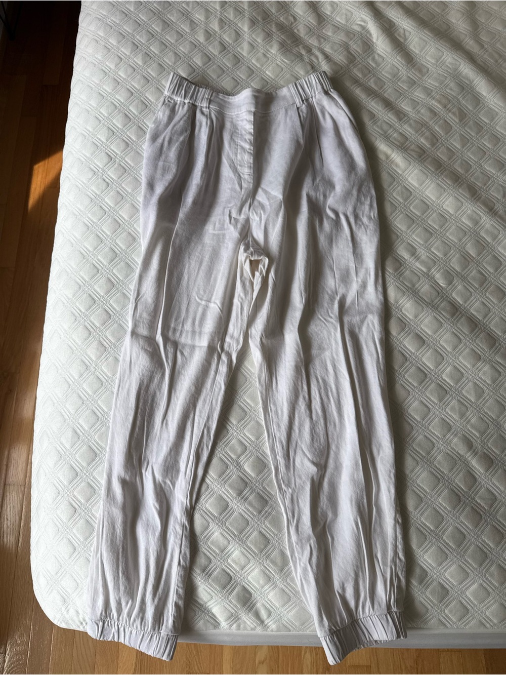 Express Cream Elastic Waist Linen-Blend Pants